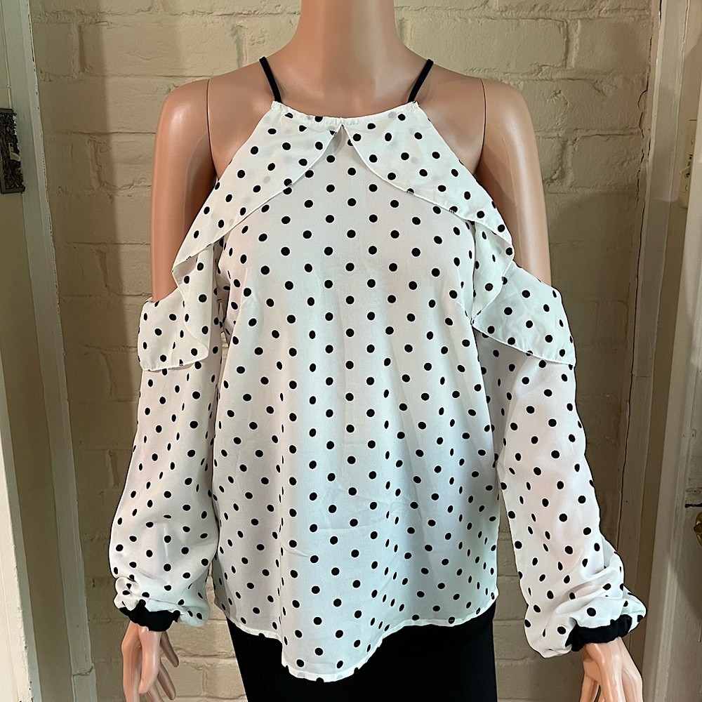 Shein size small black and white polka dotted ruffle contemporary cute